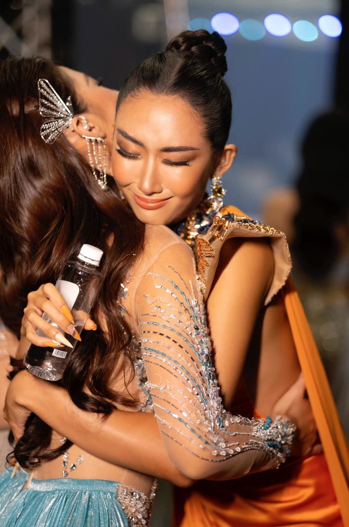 Công việc mưu sinh của các nàng Hậu Việt trước khi đổi đời
