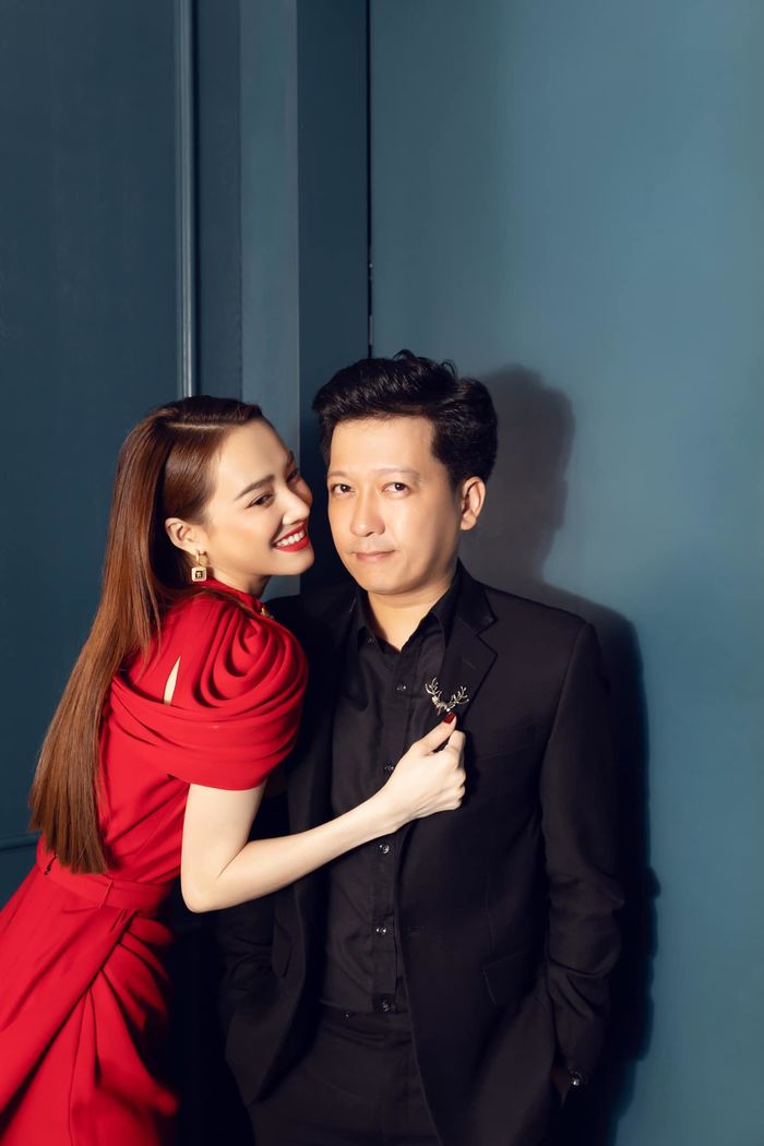 Nhã Phương có ông chồng đáng tiền: Luôn làm nền cho vợ tỏa sáng
