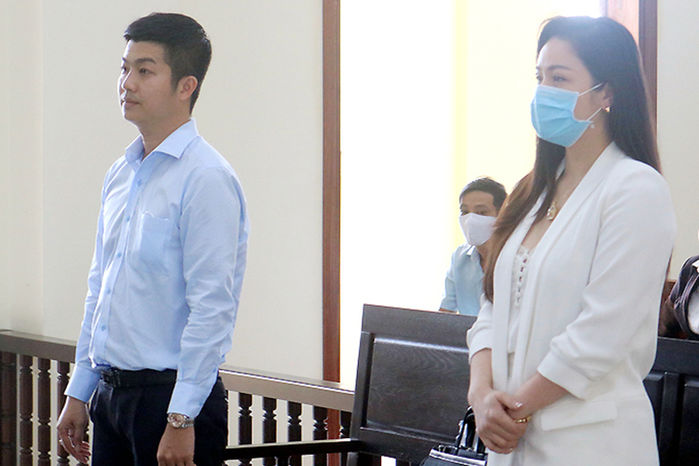 Nhật Kim Anh và chồng cũ lại ra tòa giành quyền nuôi con từ đầu