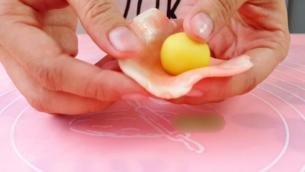 Những công thức làm bánh Trung thu độc đáo, hấp dẫn