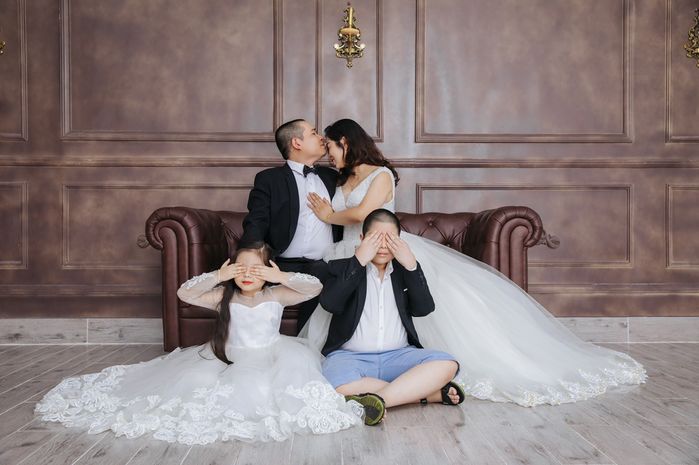 Vợ chồng chung sống 14 năm chưa từng cãi nhau, bị nhầm là tình nhân