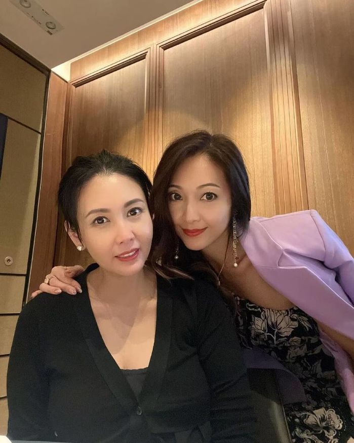 Nữ hoàng gợi cảm Khâu Thục Trinh: U60 trẻ đẹp, có trong tay 7000 tỷ
