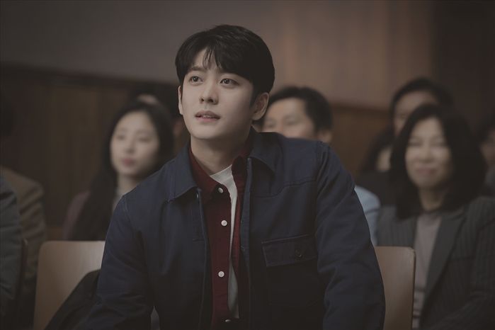 Nữ Luật Sư Kỳ Lạ là bệ phóng cho loạt sao: Kang Tae Oh vụt sáng