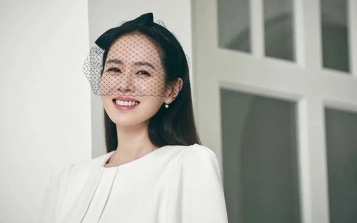 Mách chị em bí quyết da xinh, dáng đẹp của nữ chính Hạ cánh nơi anh