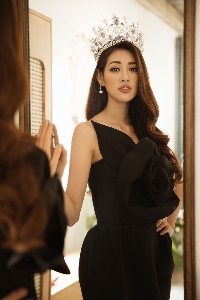 Stylist Trần Đạt lên tiếng việc từ chối làm trang phục cho Khánh Vân