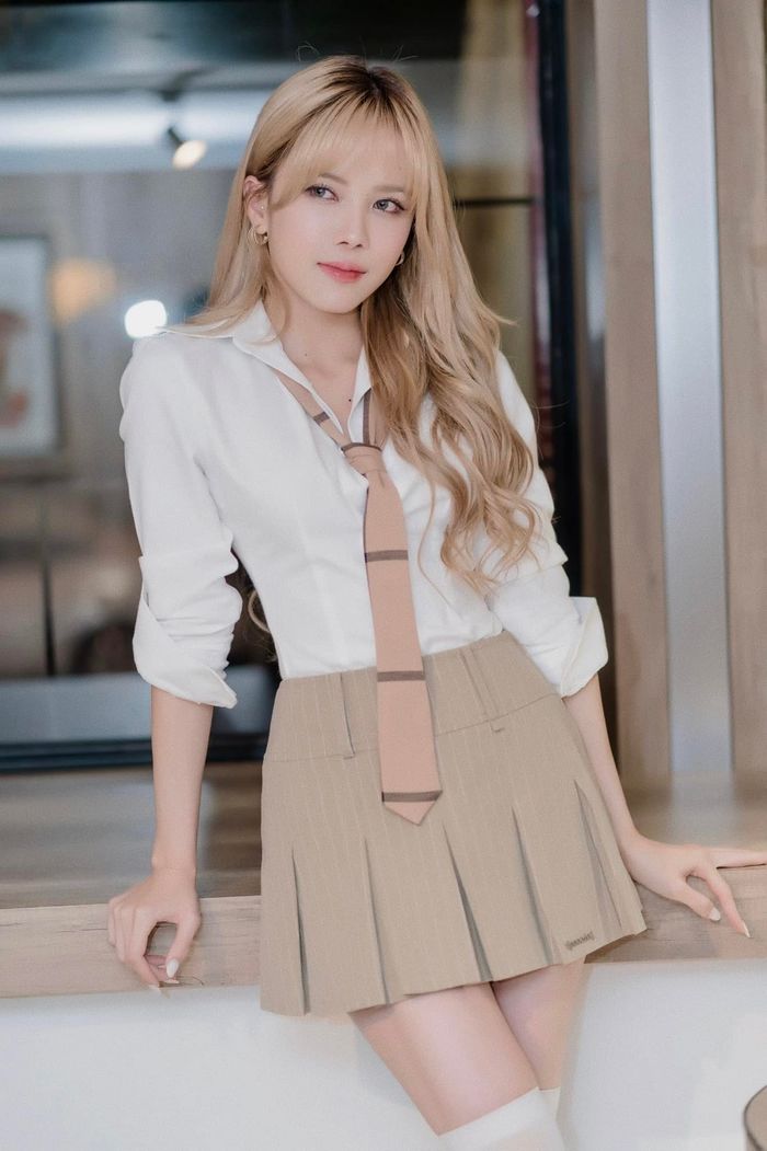 Thiều Bảo Trâm lấy lại phong độ sau thời gian bị chê style nhạt