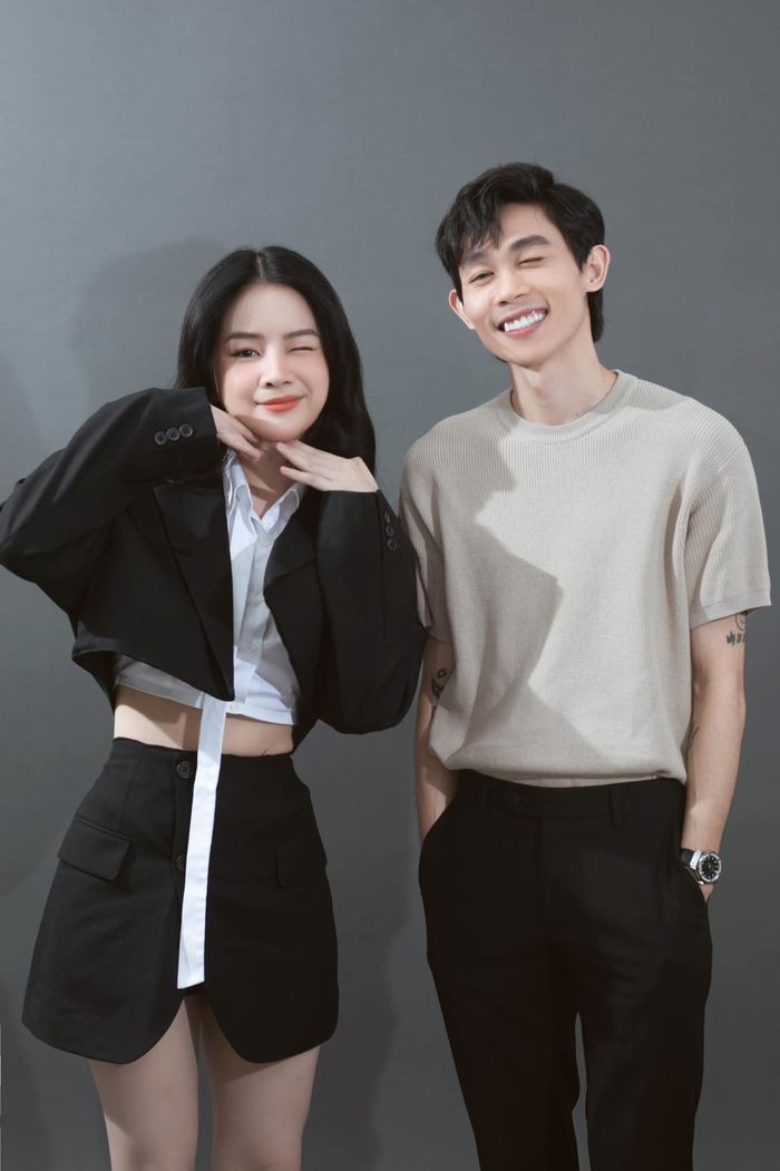Thời trang đi du hí châu Âu đẹp hết chỗ chê của Hồng Thanh - DJ Mie
