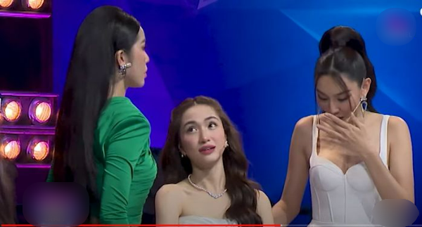 Hợp sức cùng dàn cố vấn dìm Hòa Minzy, Thùy Tiên: Con xin lỗi mẹ