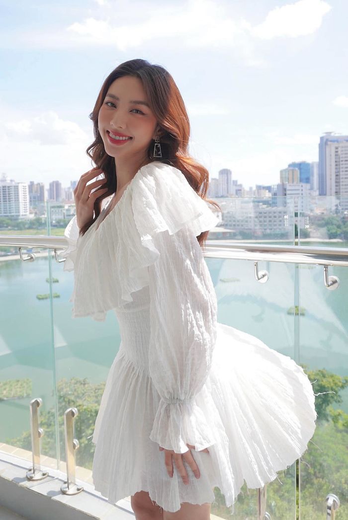 Thùy Tiên gặp Miss Grand Angola, hứa hẹn hợp tác cùng Quang Linh Vlogs