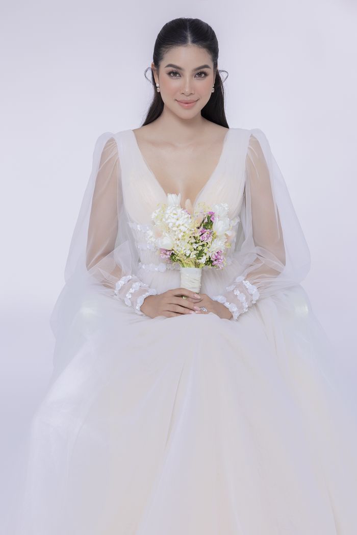 Trọn bộ ảnh cưới lung linh của Phạm Hương trước khi về Mỹ