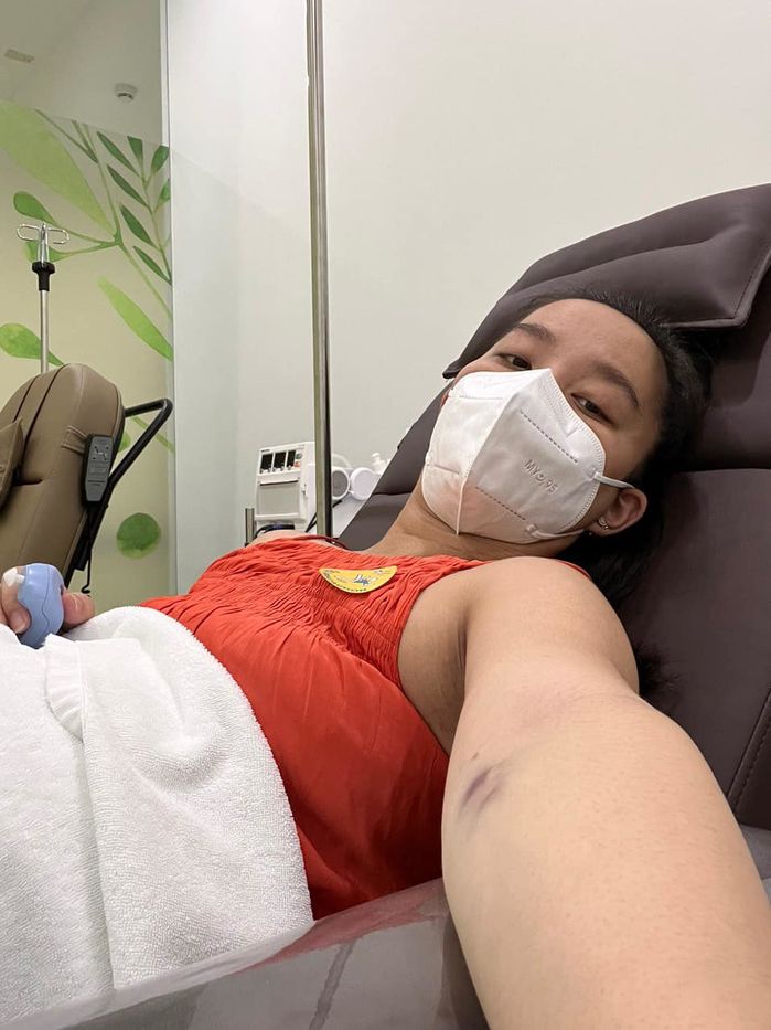 Trước lâm bồn, Quỳnh Quỳnh tâm sự: mong các con không bán hàng online