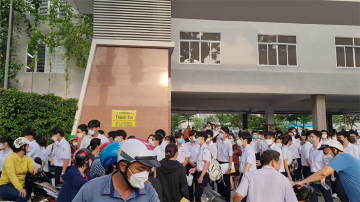 Lớp học nhiều điểm 10 nhất TP.HCM: Không dùng điện thoại