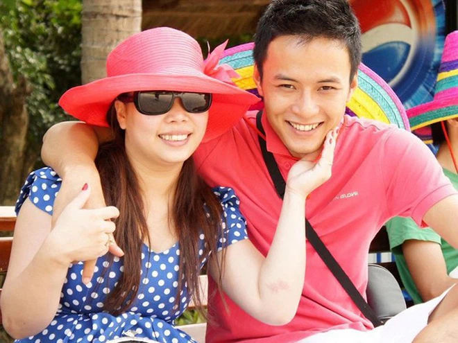 Từng quê mùa nay vợ Hồng Đăng lột xác ngoạn mục nhờ chồng cưng