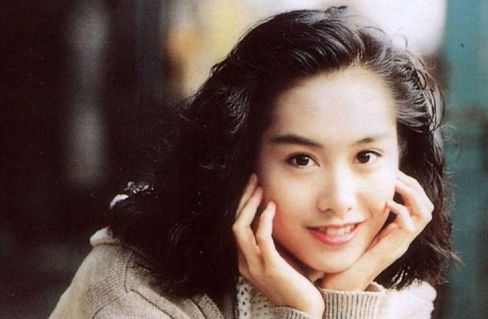 Vẻ đẹp quốc sắc thiên hương của mỹ nữ TVB tóc ngắn: Gia Hân thoát tục