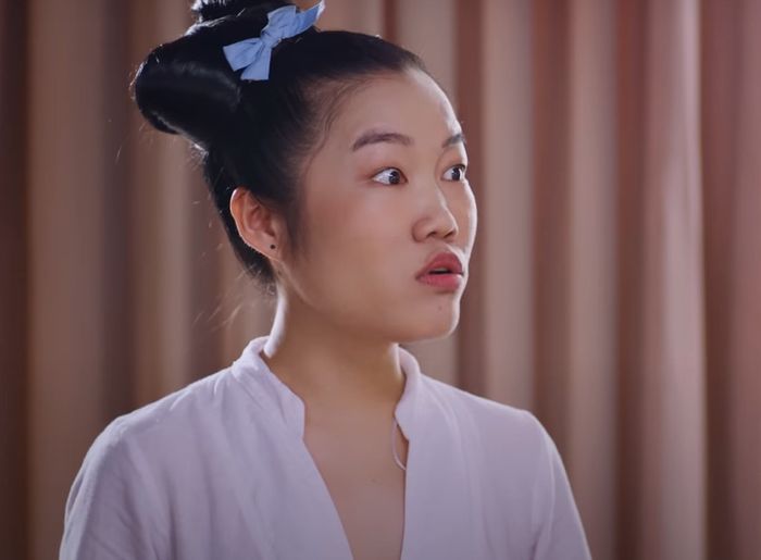 Thời tới cản không kịp: Lê Thụy hết dự sự kiện lại lấn sân diễn xuất