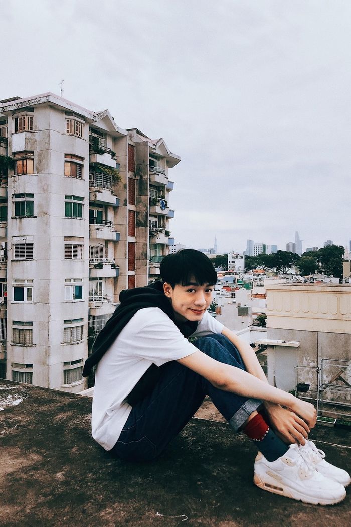 Anh chàng LGBT: Tốt nghiệp loại giỏi nhờ bạn trai gánh còng lưng