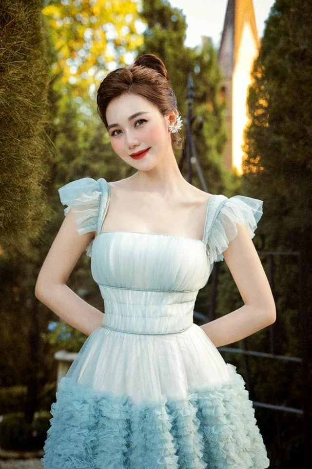 TikToker triệu view lần đầu thi Hoa hậu được Mâu Thủy dẫn dắt