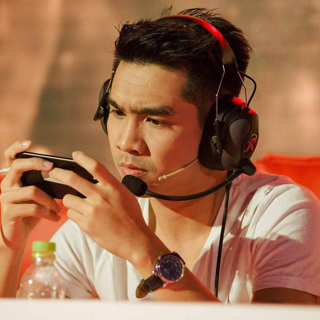 Học vấn hội Streamer hot nhất Việt Nam: PewPew là cựu du học sinh Úc