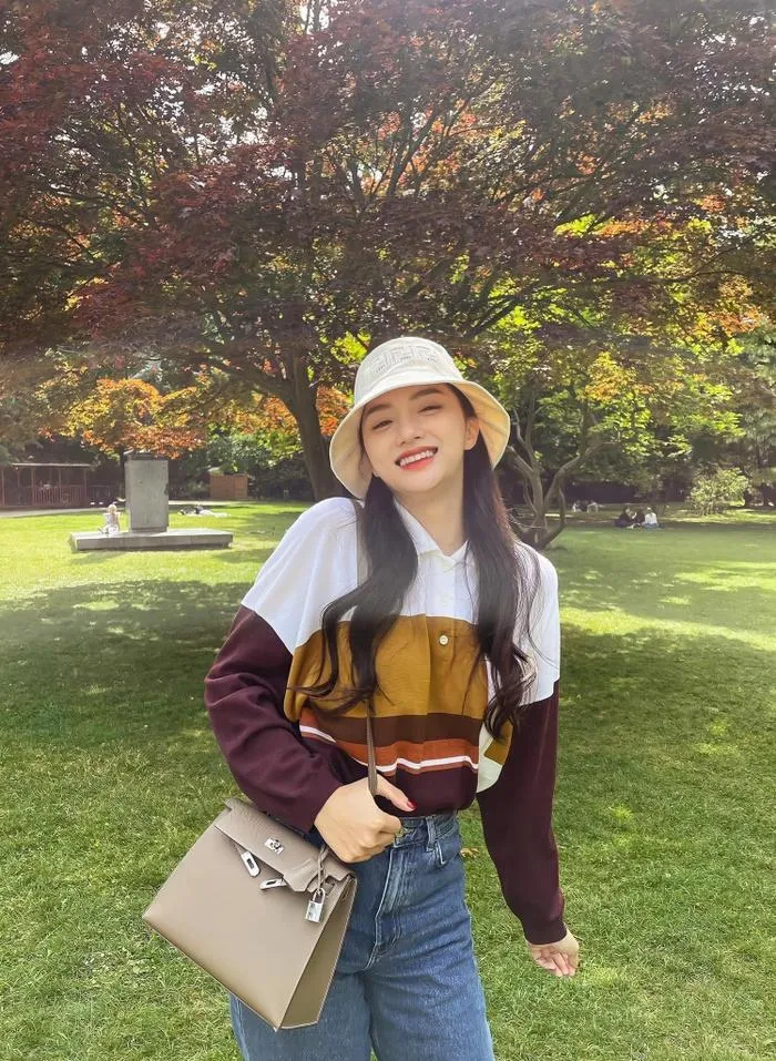 Sao Việt trong style sinh viên: Hương Giang tươi rói hậu chia tay