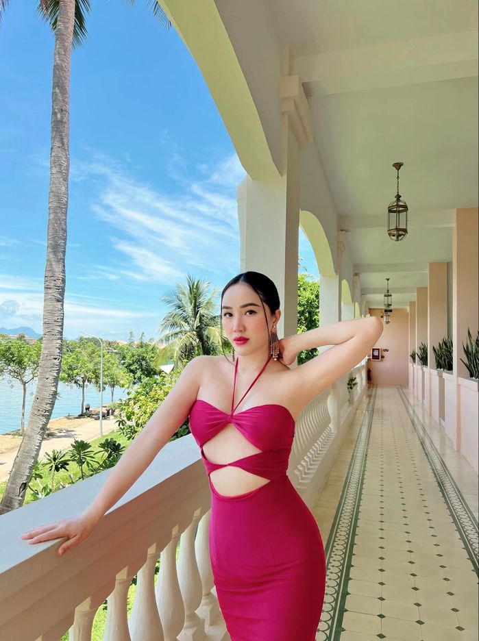 Ảnh hot sao Việt 16/8: Top 3 Miss World VN mặc đồ ngủ quẩy banh nóc