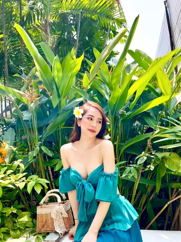 Ảnh hot sao Việt 25/8: Đăng Khôi thăm nhà Dương Khắc Linh ở Hà Lan