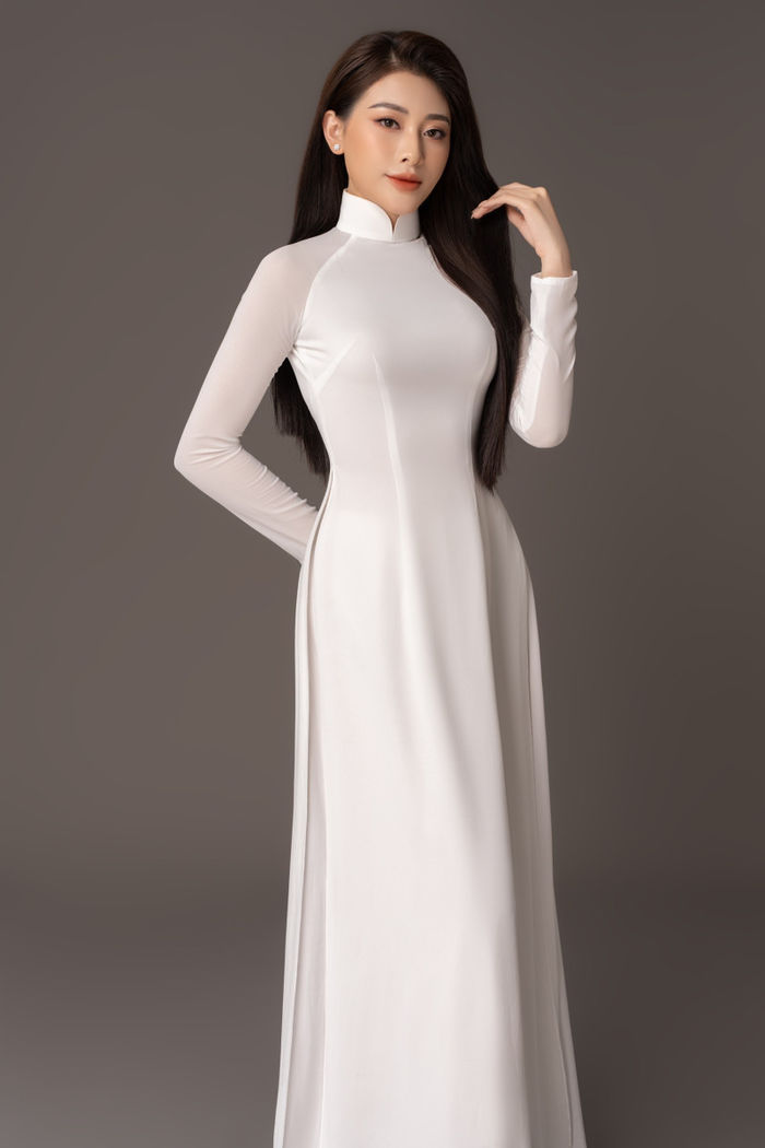 Mỹ nhân sở hữu vòng eo nhỏ nhất điền tên thi Miss Grand Vietnam 2022