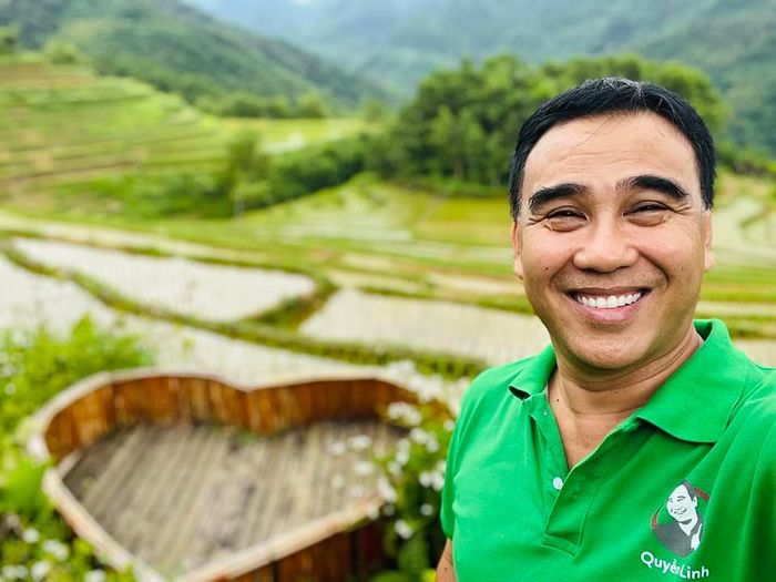 Bận trăm việc, gia đình vẫn được Quyền Linh ưu tiên: Đưa vợ con du hí