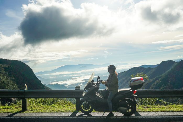 Biết mẹ say xe nhưng thích đi du lịch, cô gái chở mẹ đi phượt 700km