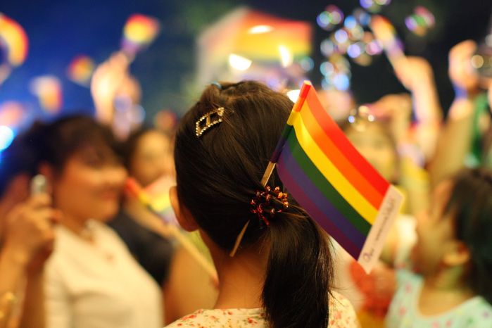 Bộ Y tế biến giấc mơ ban ngày của cộng đồng LGBT thành hiện thực