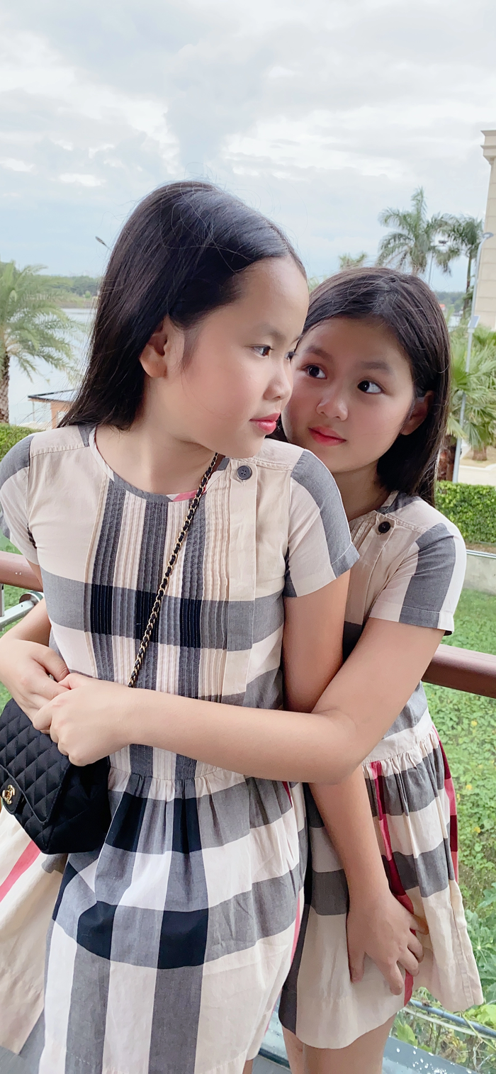 Cặp sinh đôi nhà sao Việt có tên hay, nghe thấy cả bầu trời sang
