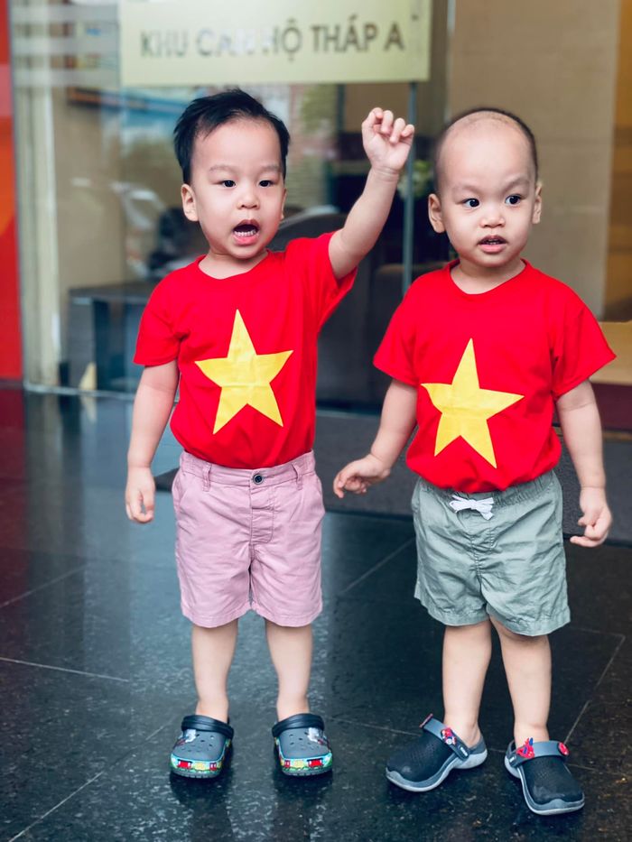 Cặp sinh đôi nhà sao Việt có tên hay, nghe thấy cả bầu trời sang