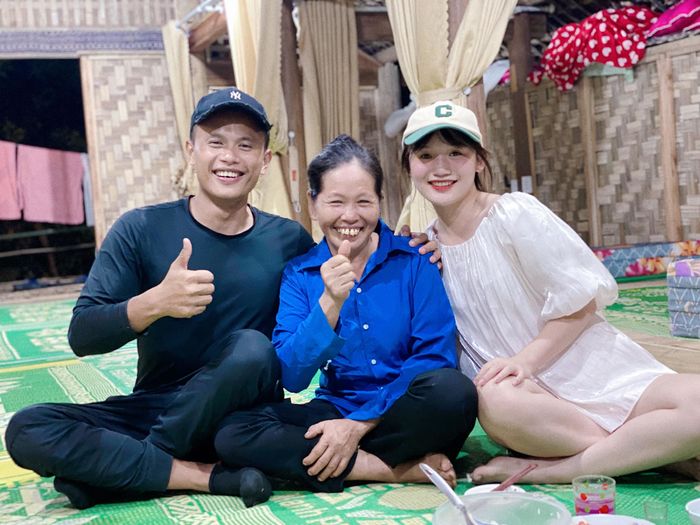 Chàng trai Genz hoàn thành chuyến đi bộ 893 ngày từ Cà Mau - Hà Giang