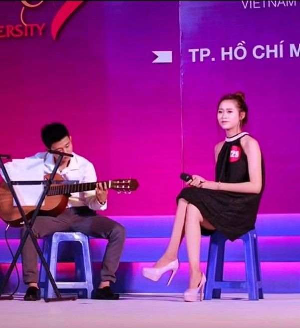 Chị Google tiết lộ từng thi nhan sắc, giày hỏng ngay đêm chung kết