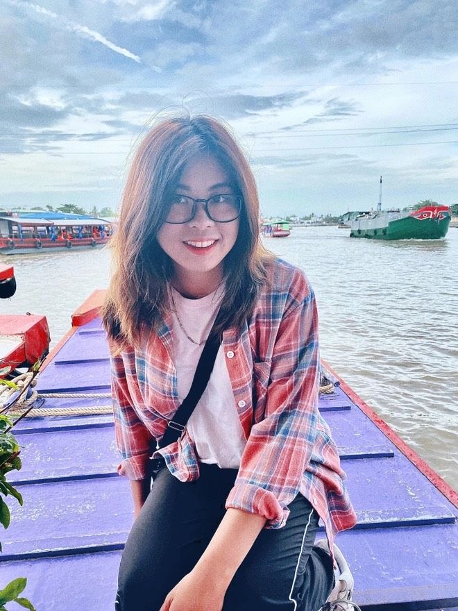 Cô nàng 9x Hà Thành tự phượt xuyên Việt bằng xe tay ga trong 28 ngày