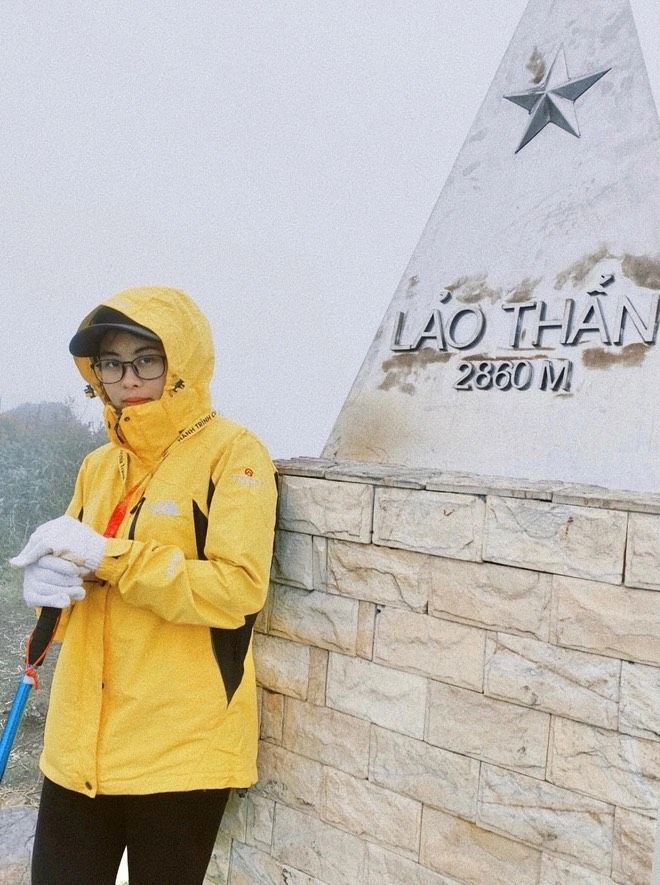 Cô nàng 9x Hà Thành tự phượt xuyên Việt bằng xe tay ga trong 28 ngày