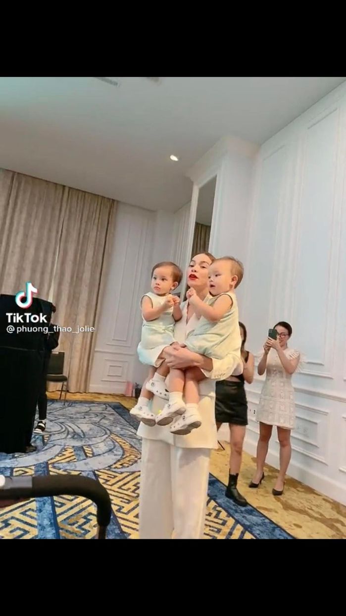 Con sao Việt đi sự kiện: Quý tử, ái nữ nhà Lý Hải ra dáng sao nhí