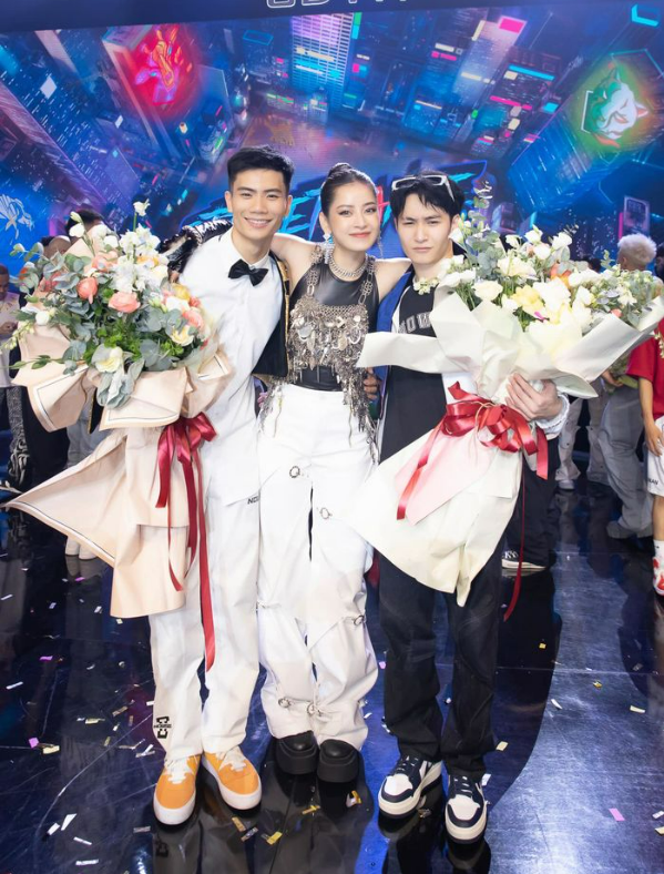 Cuộc sống của Quán quân Vietnam's Got Talent 2012 giờ ra sao?