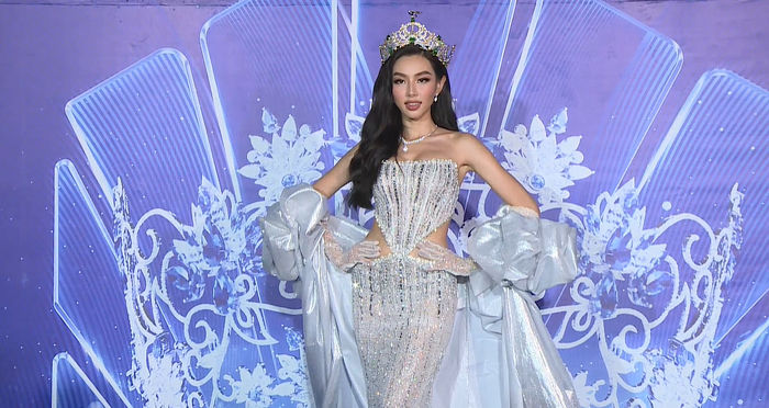 Dàn sao hạng A đổ bộ thảm đỏ Chung kết Miss World Vietnam 2022