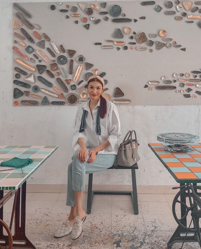 Đẳng cấp Lan Khuê tuổi 30: Mỗi lần xuống phố xách 1 túi hiệu