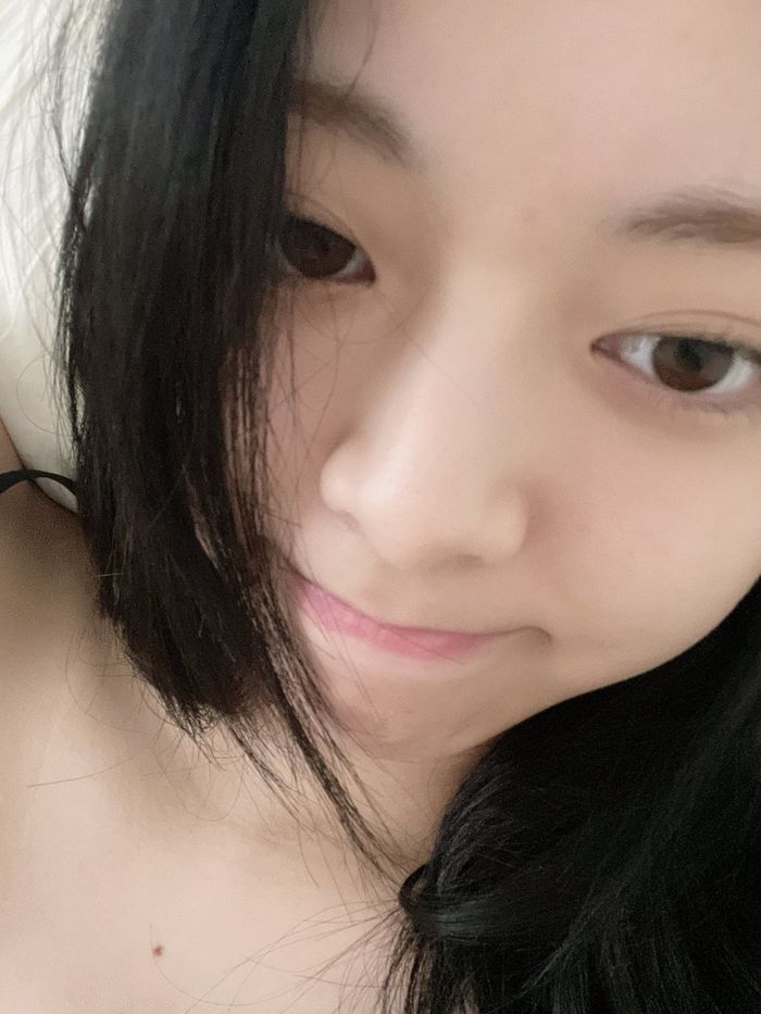 Đọ mặt mộc của idol nữ Gen 4, ai cũng xinh hết phần thiên hạ