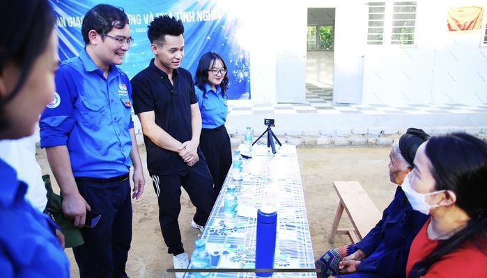 Độ Mixi giải ngân 1,5 tỉ đồng: Xây 5 trường học và chi thêm 50 triệu