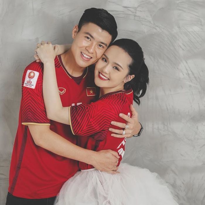 Duy Mạnh mừng sinh nhật quý tử 2 tuổi, Xuân Trường khoe con gái rượu
