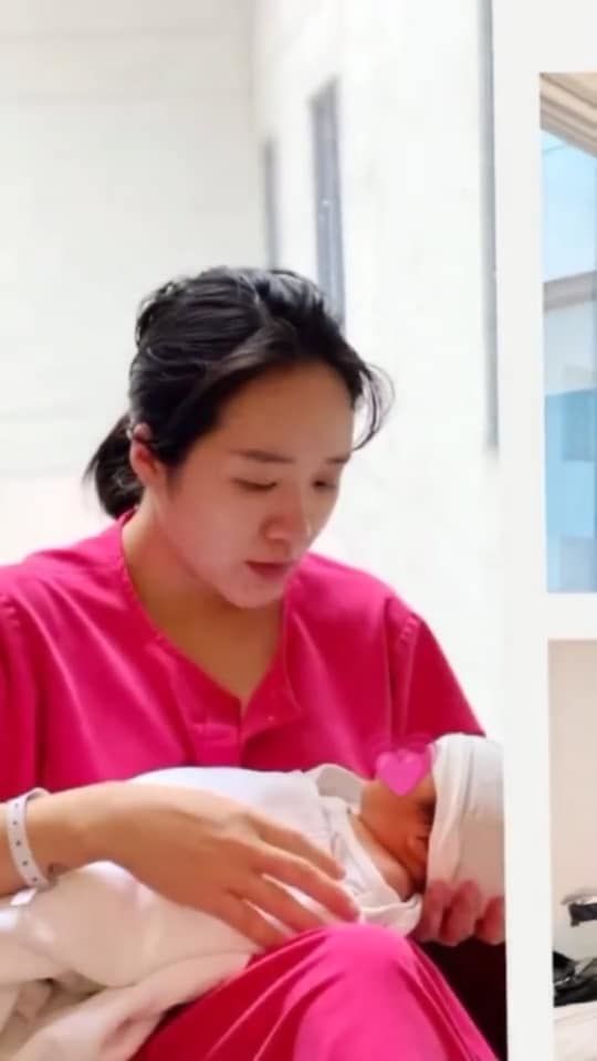 Duy Mạnh mừng sinh nhật quý tử 2 tuổi, Xuân Trường khoe con gái rượu