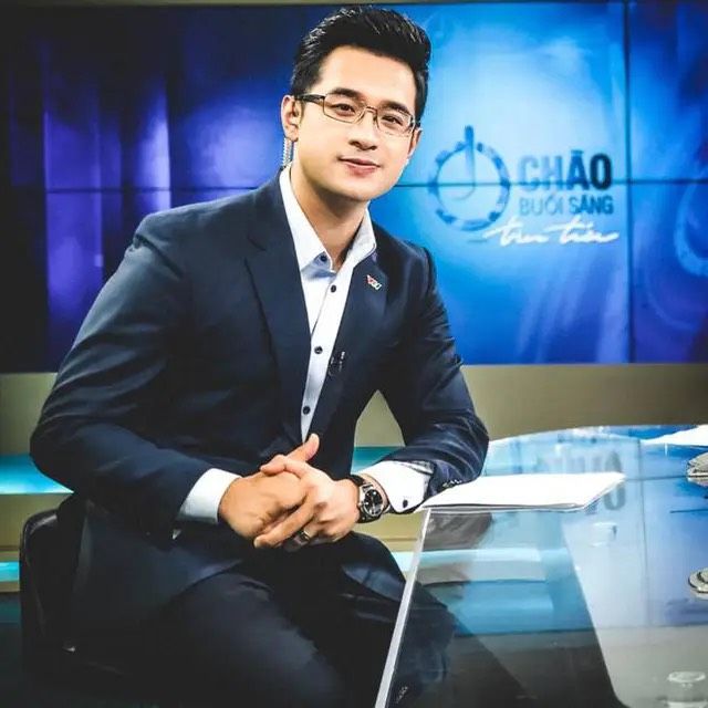 Học vấn của dàn MC hot nhất nhà đài: Phương Anh IELTS 8.0