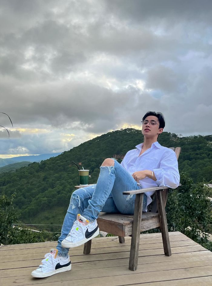 “Hot boy người nhện” TikTok được chị em săn đón: Trai đẹp còn độc thân