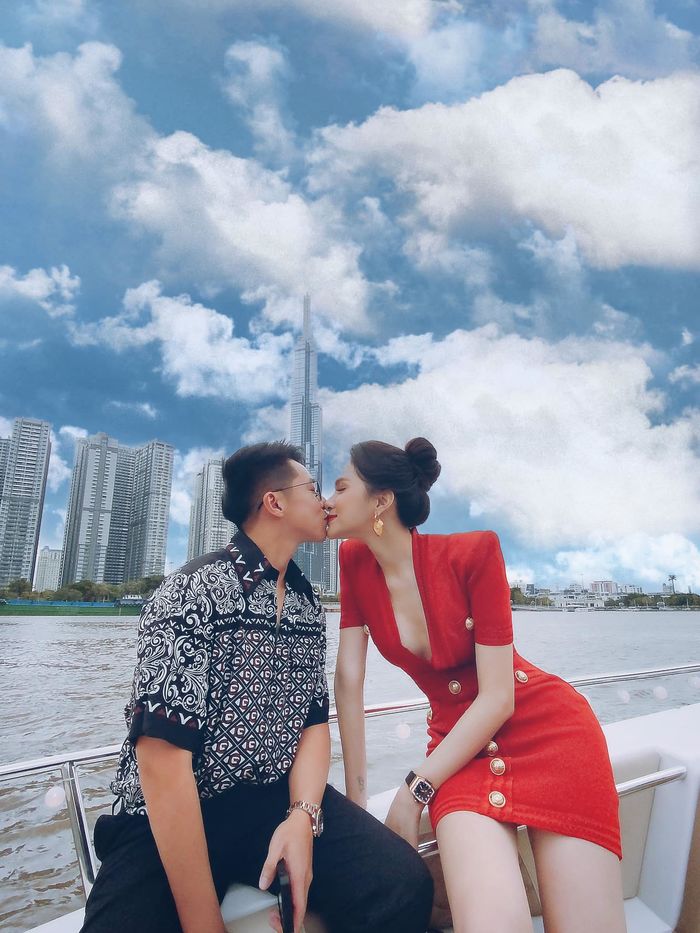 Hương Giang đi sự kiện hậu chia tay Matt Liu: Biểu cảm 100 tấm như 1