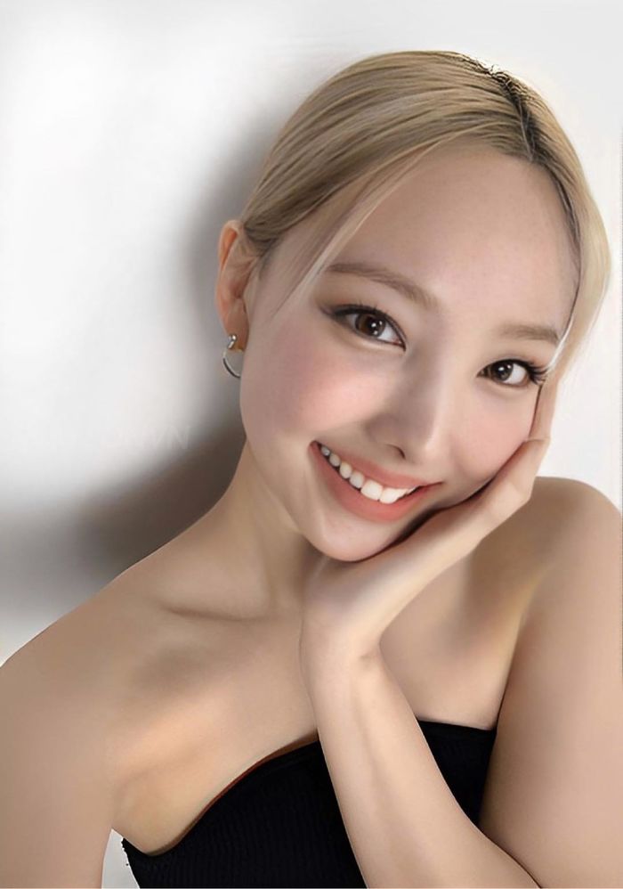 Lỗi make up khó đỡ của mỹ nữ Kpop: Jang Wonyoung xuống sắc vì lông mày