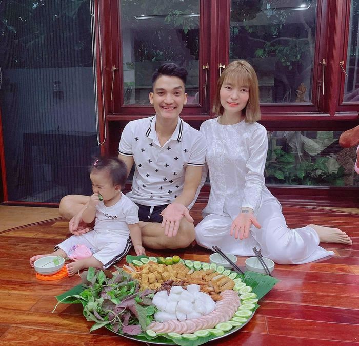Mạc Văn Khoa mặc quần vợ đi quay gameshow: Thần thái không hề thua kém