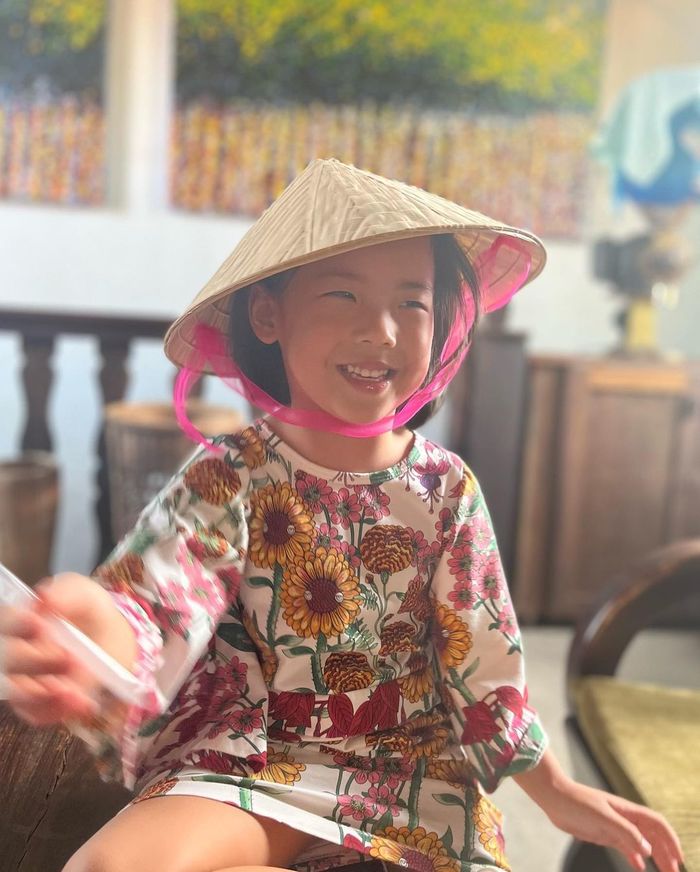 Mỹ nhân Hàn mê du lịch Việt: Nữ minh tinh Eugene thả dáng ở Hội An