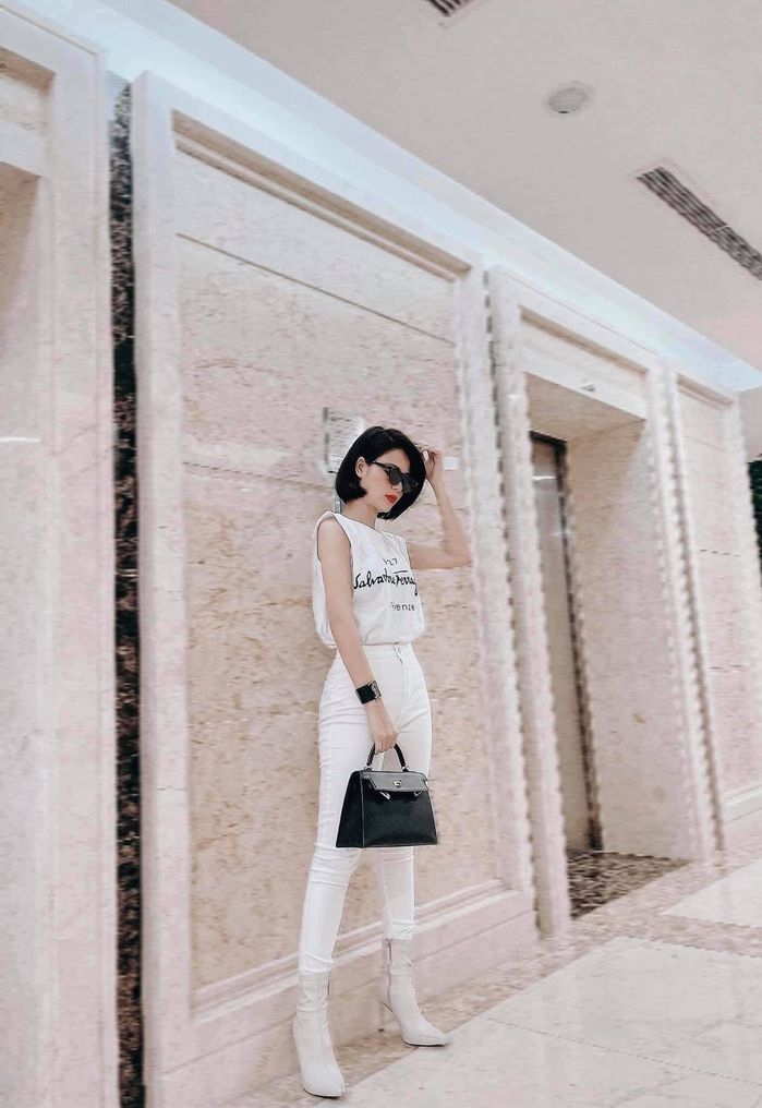 Mỹ nhân VTV là tín đồ của túi hiệu: Phương Oanh, Thu Trang gây sốt